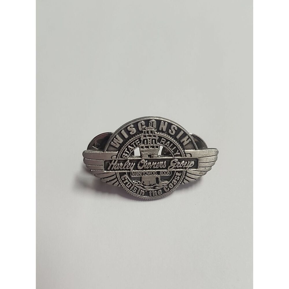 HARLEY DAVIDSON HOG 2005 WISCONSIN STATE RALLY CRUSIN THE COAST VEST PIN